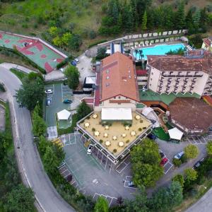 Drone Roof Albergo